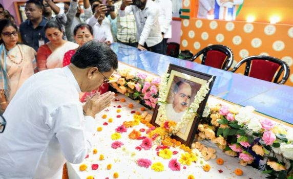 Tripura CM Dr Manik Saha pays tribute to Dr Shyama Prasad Mukherjee on his birth anniversary at BJP state office.